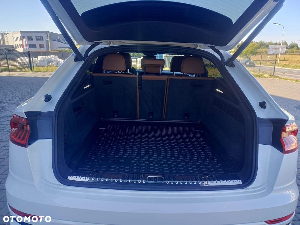 Audi Q8 55 TFSI mHEV Quattro Tiptronic - 7