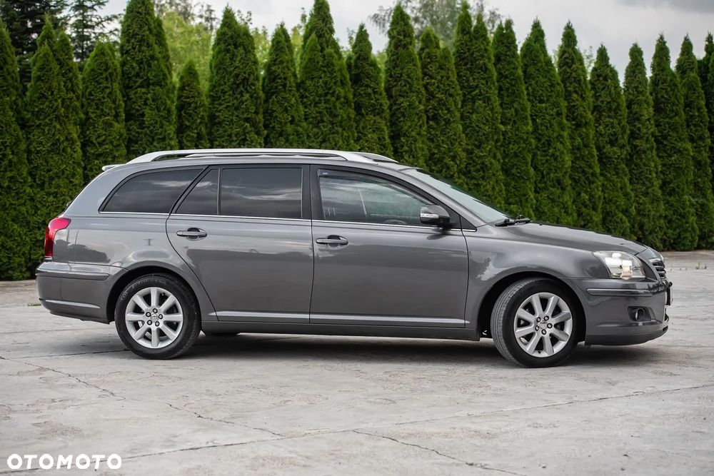Toyota Avensis 1.8 VVT-i Terra Plus - 3
