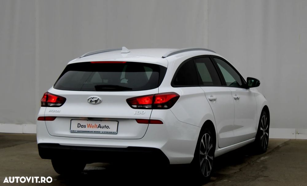 Hyundai i30 Kombi 1.6 CRDI DCT Select - 2
