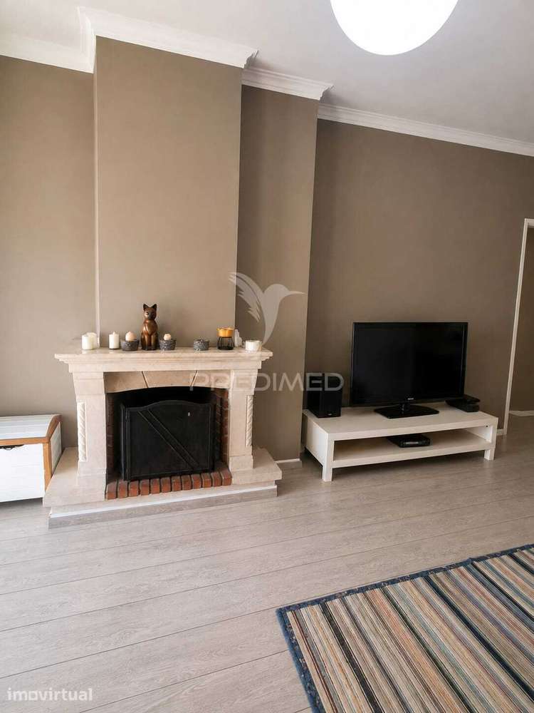 APARTAMENTO T2 COM SÓTÃO E GARAGEM BOX | SÃO JORGE - Grande imagem: 3/19
