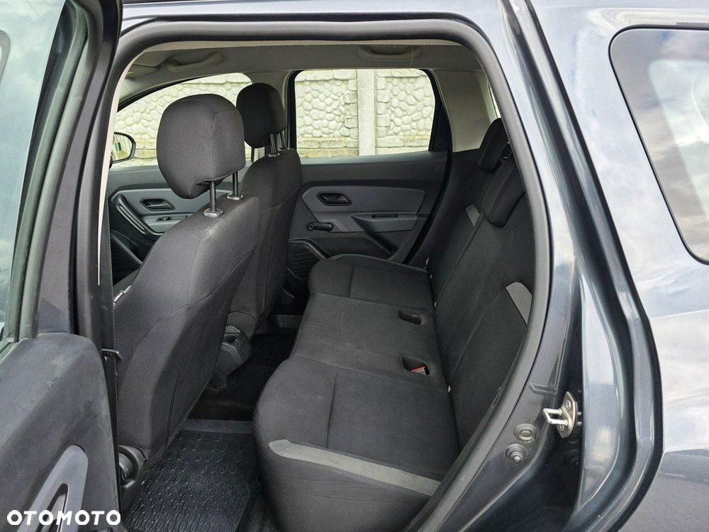 Dacia Duster 1.6 SCe Comfort - 28
