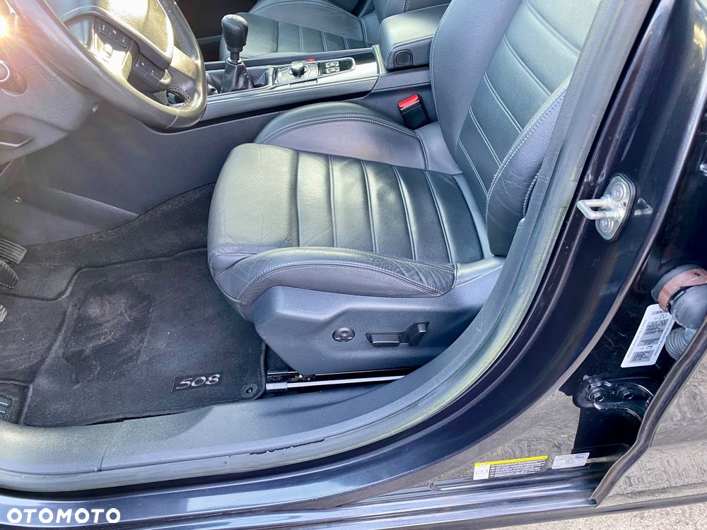 Peugeot 508 1.6 T Allure - 21