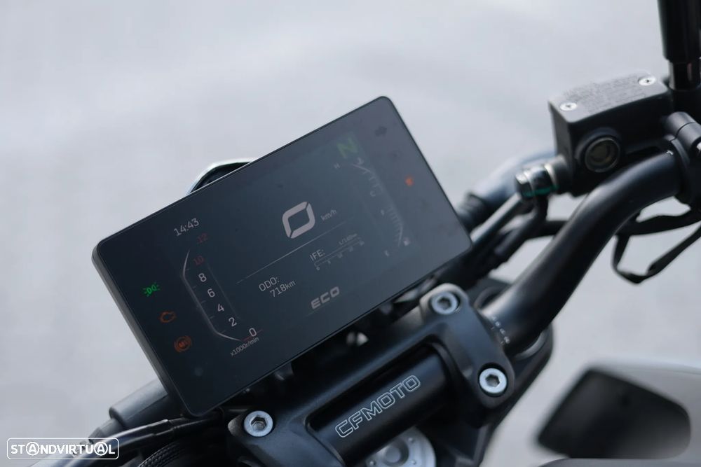 CF Moto 300NK - 6