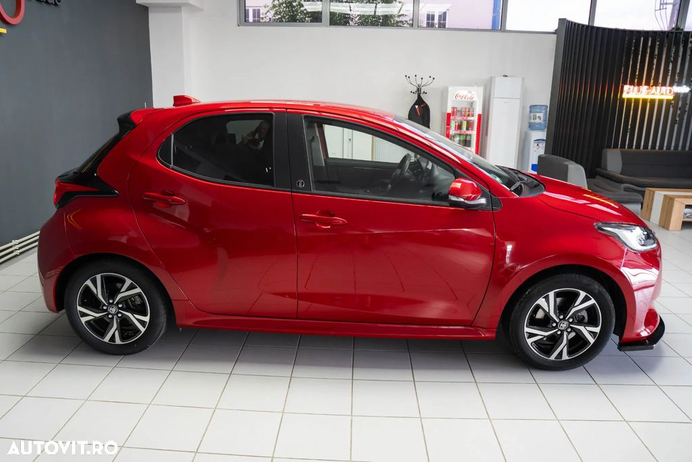 Toyota Yaris 116 1.5 VVT-i Team Deutschland - 8