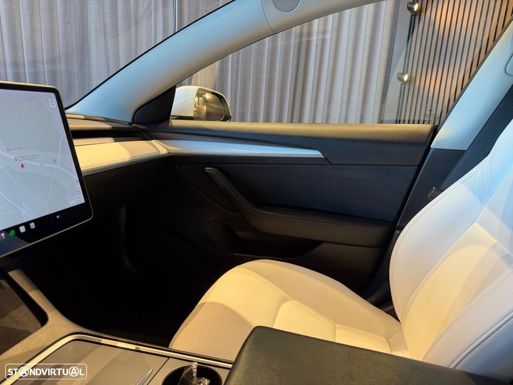Tesla Model 3 Performance Dual Motor AWD - 21