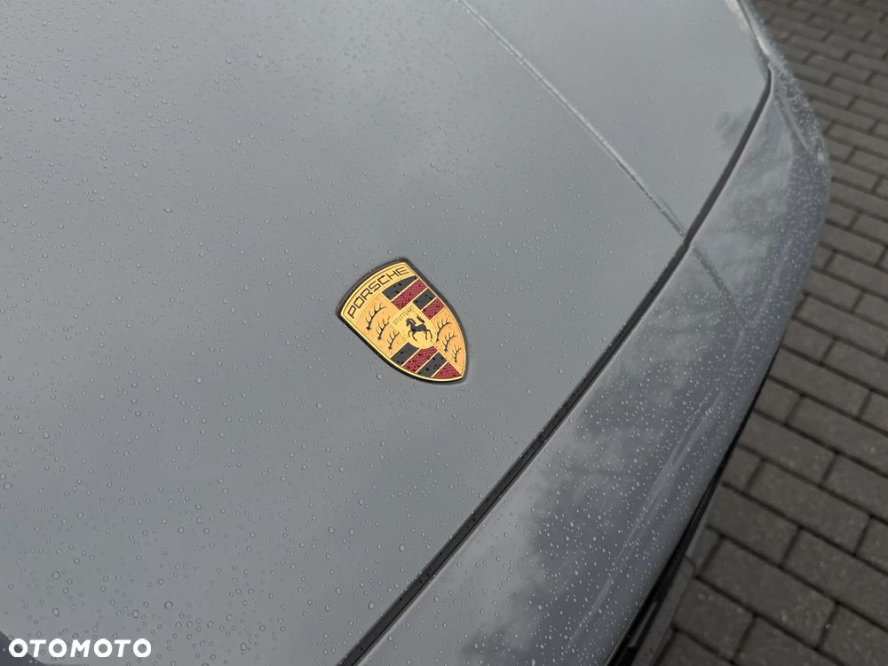 Porsche Cayenne - 15