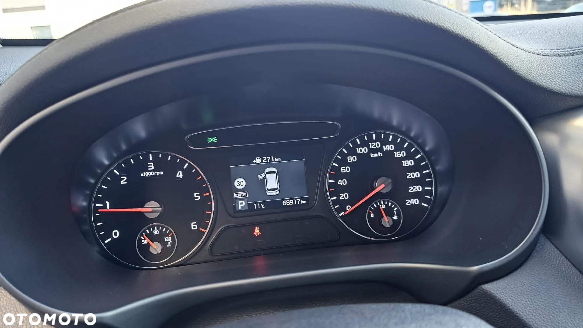 Kia Sorento - 9