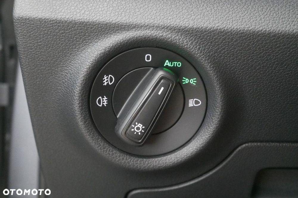 Skoda Kamiq 1.5 TSI Monte Carlo DSG - 23