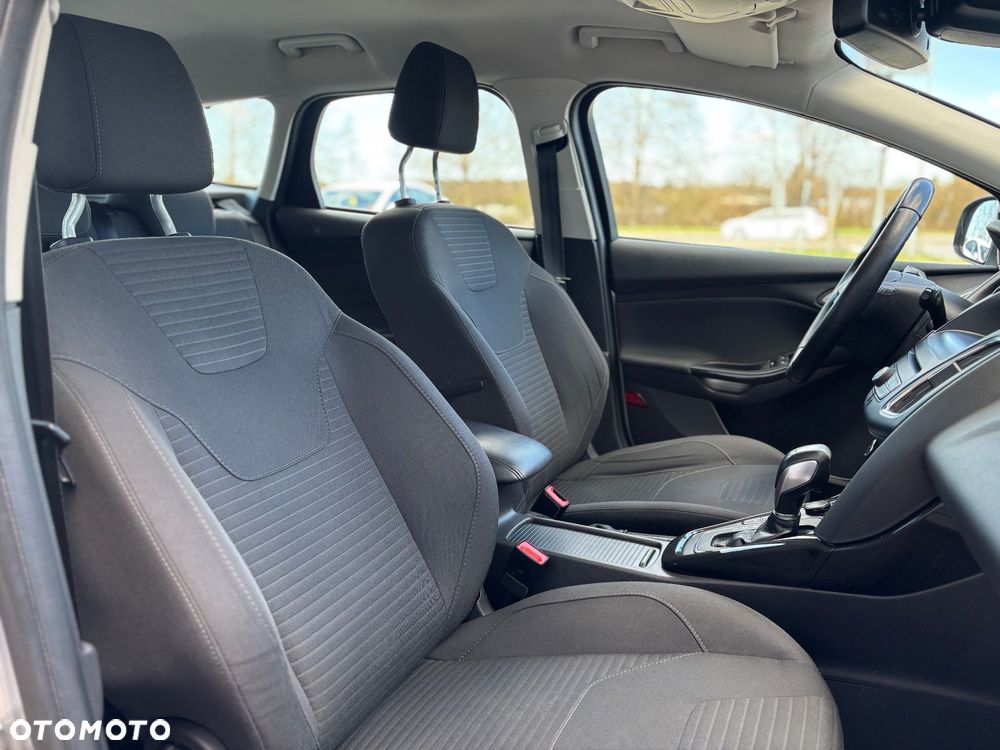 Ford Focus 2.0 TDCi DPF Start-Stopp-System Titanium - 27