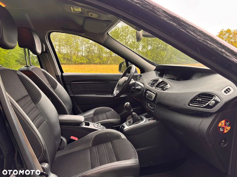 Renault Megane ENERGY TCe 115 Start & Stopp Bose Edition - 9