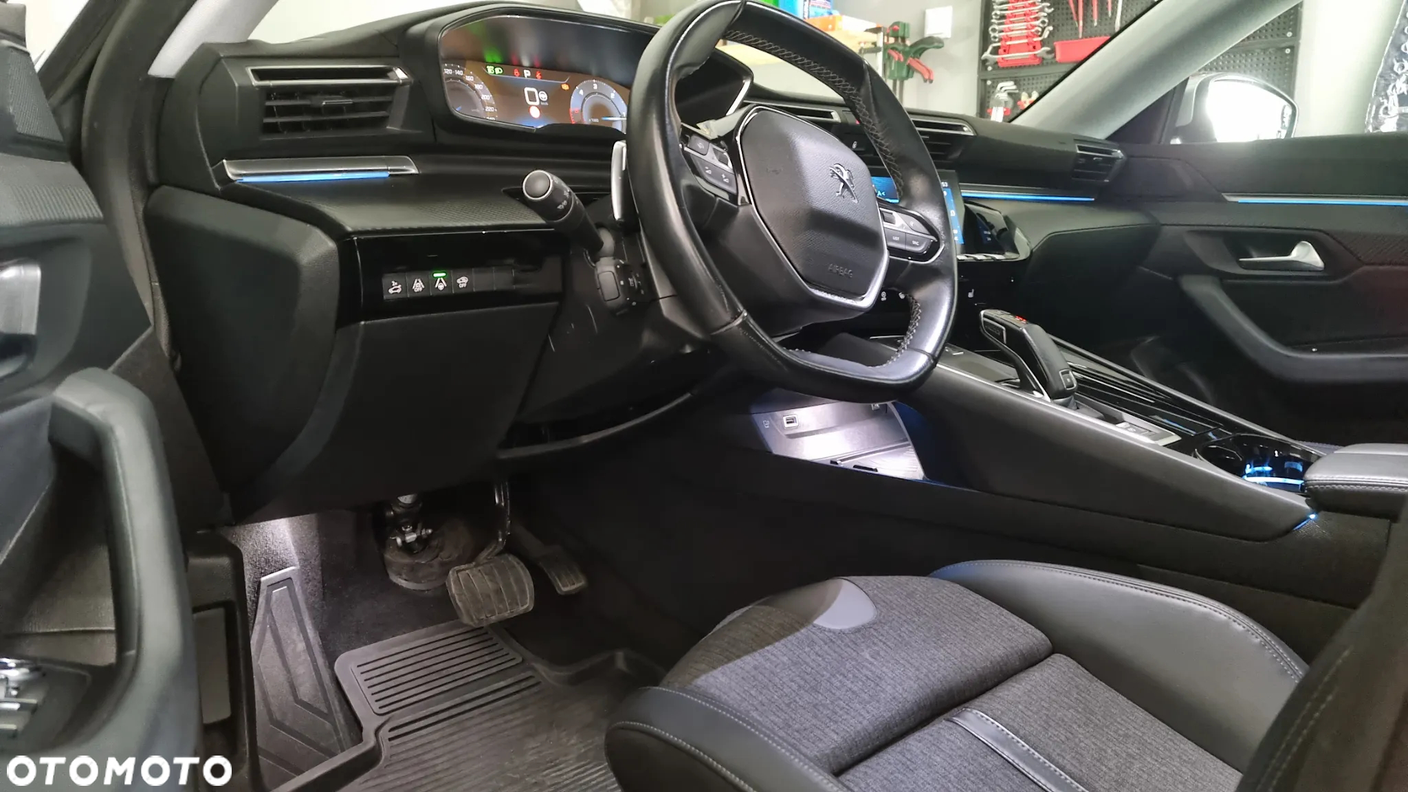 Peugeot 508 2.0 BlueHDi Allure S&S EAT8 - 31