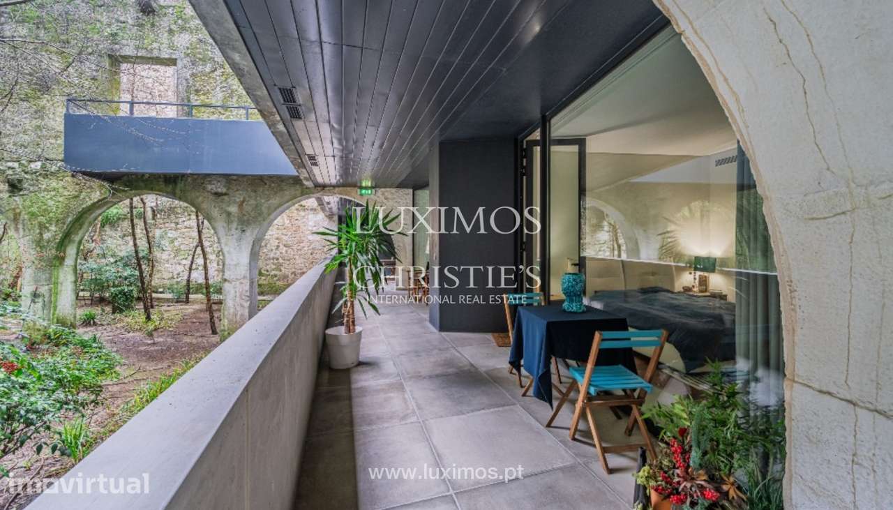 Apartamento T1 Duplex com vistas de rio à venda na marginal de Gaia - Grande imagem: 2/25