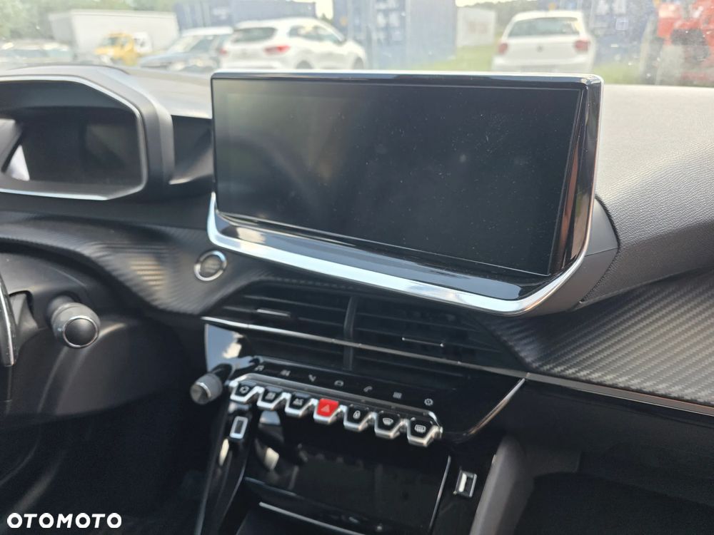 Peugeot 208 PureTech 100 EAT8 Allure - 20