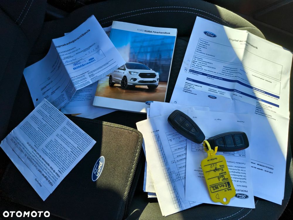 Ford Kuga - 38