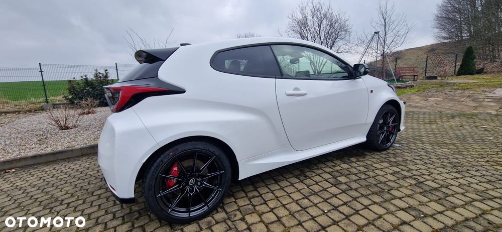 Toyota Yaris 1.5 GR Sport - 10