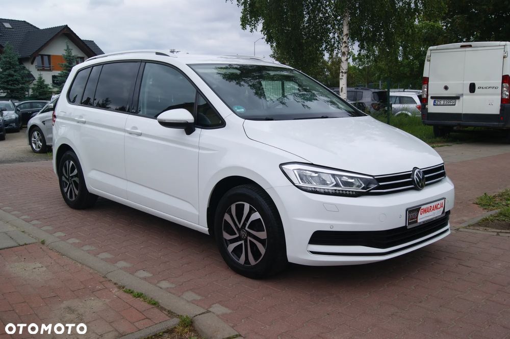Volkswagen Touran 2.0 TDI SCR DSG ACTIVE - 3