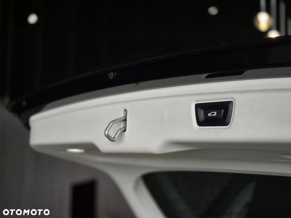 BMW Seria 3 318d MHEV Advantage - 25