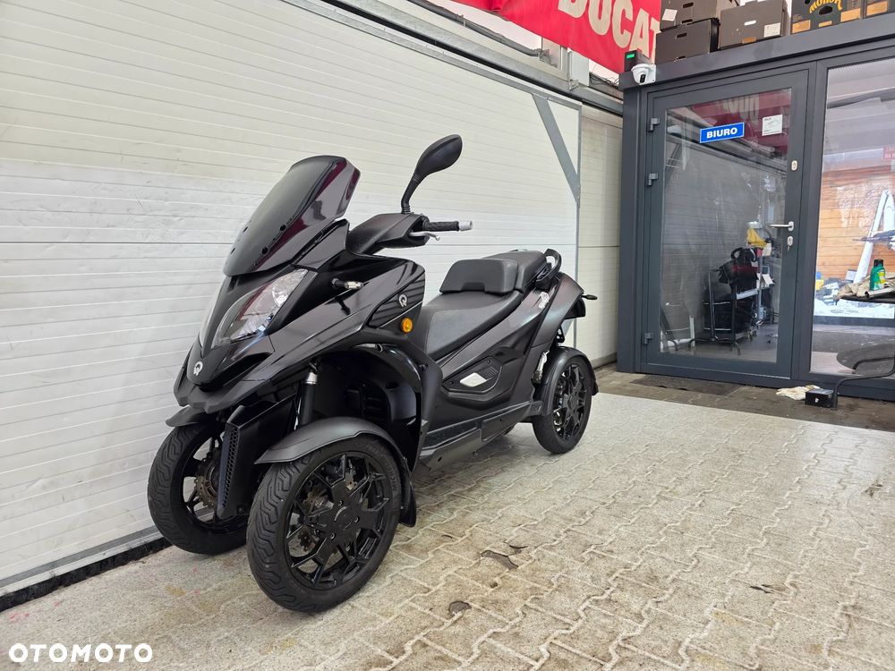 Piaggio MP-3 - 2