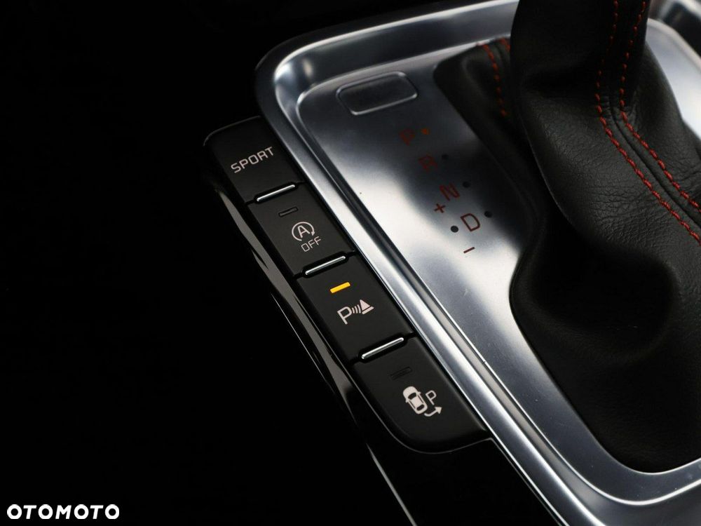 Kia ProCeed 1.6 T-GDI GT DCT - 31