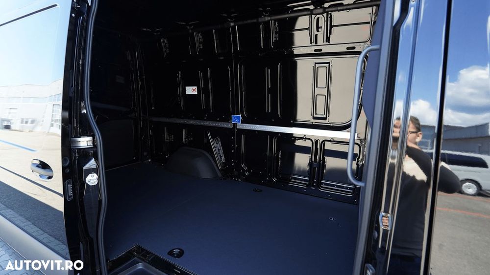 Mercedes-Benz sprinter - 5