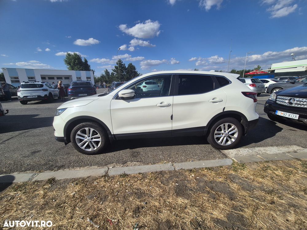 Nissan Qashqai 1.6L dCi Start/Stop 4X4-i N-Connecta - 25