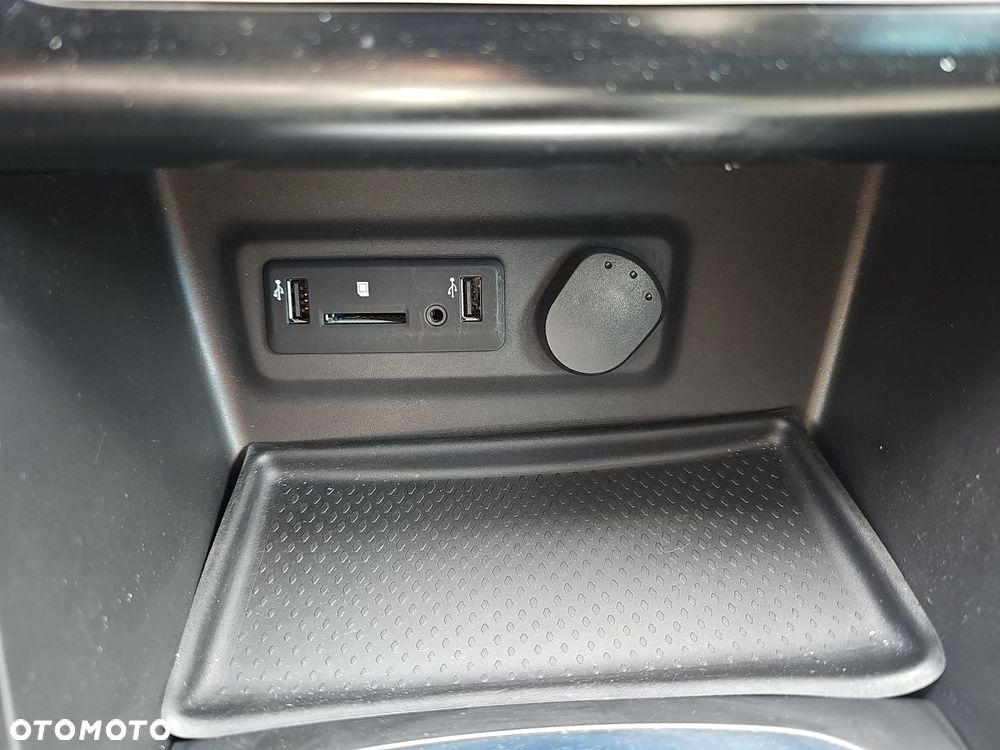 Renault Megane 1.2 Energy TCe Bose - 36