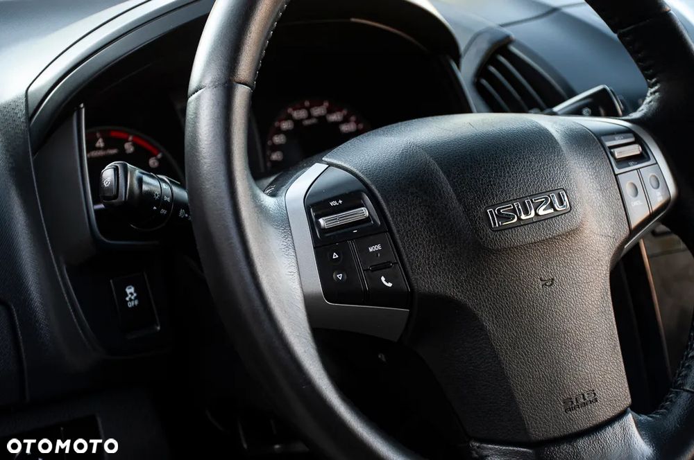 Isuzu D-Max 4x4 Double Cab Autm Limited Edition - 16