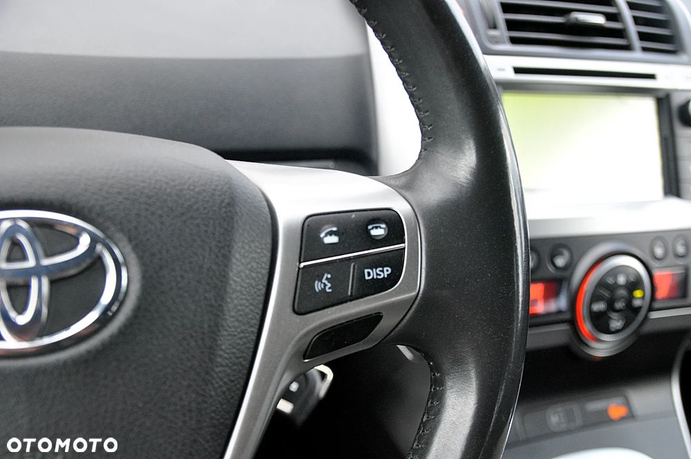 Toyota Verso 2.0 D-4D Prestige 7os - 20