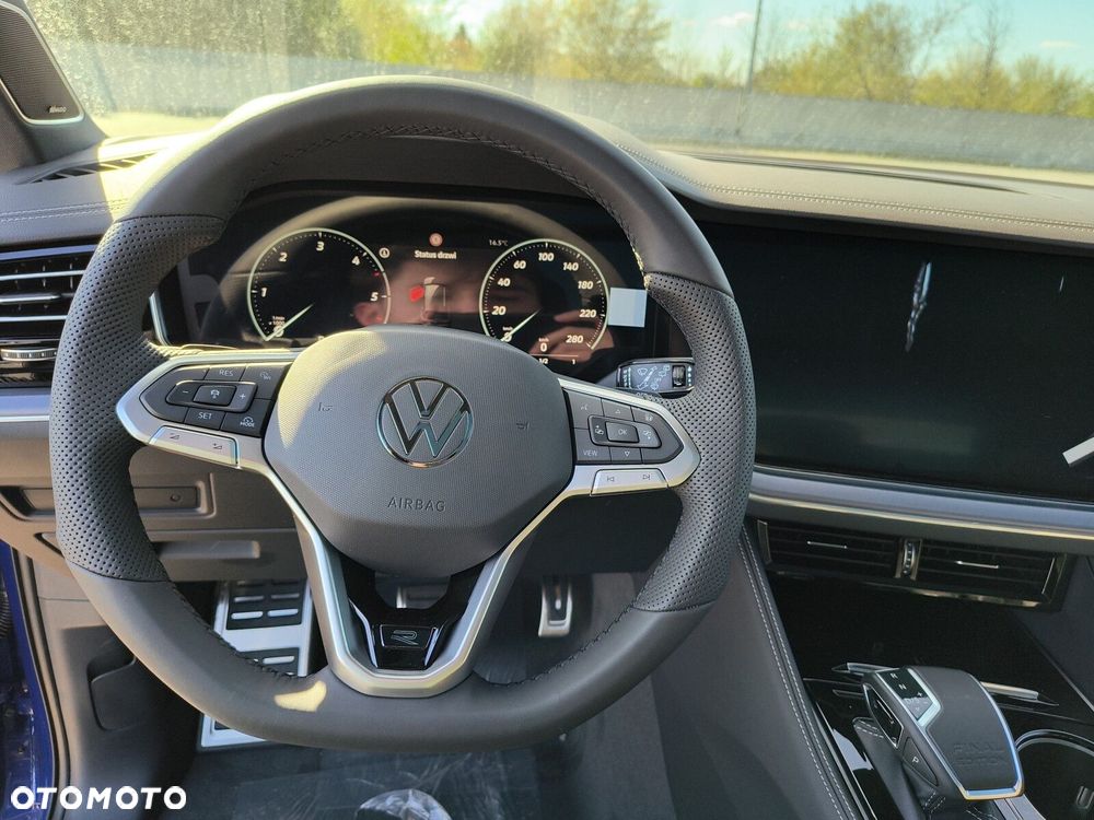 Volkswagen Touareg 3.0 V6 TDI 4Motion R-Line Final Edition - 13