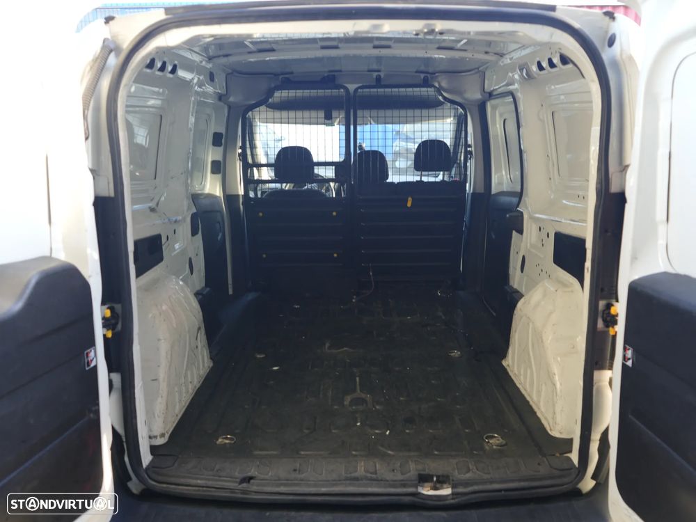 Fiat Doblo 1.3 Multijet Maxi - 9