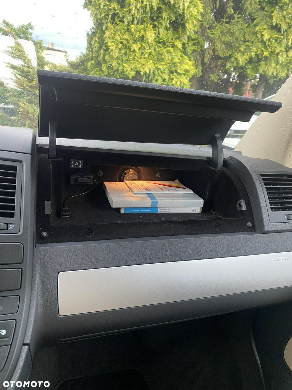 Volkswagen Multivan - 27
