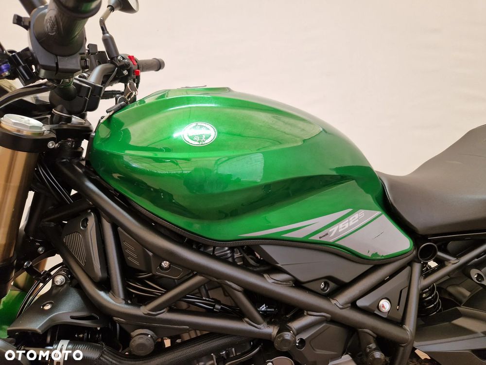 Benelli 752 S - 22