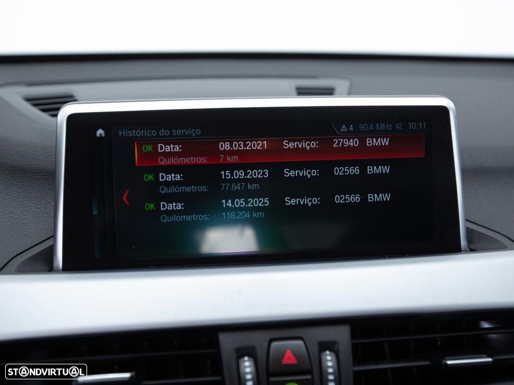 BMW X1 25 e xDrive Corporate Edition - 26