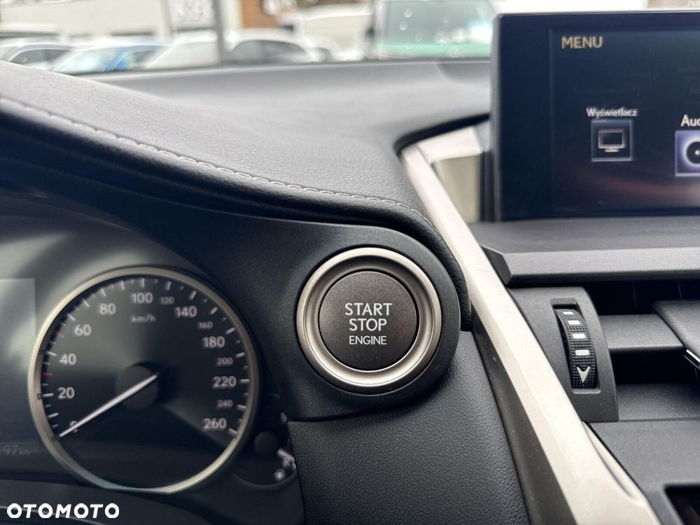 Lexus NX 200t Elite AWD - 28