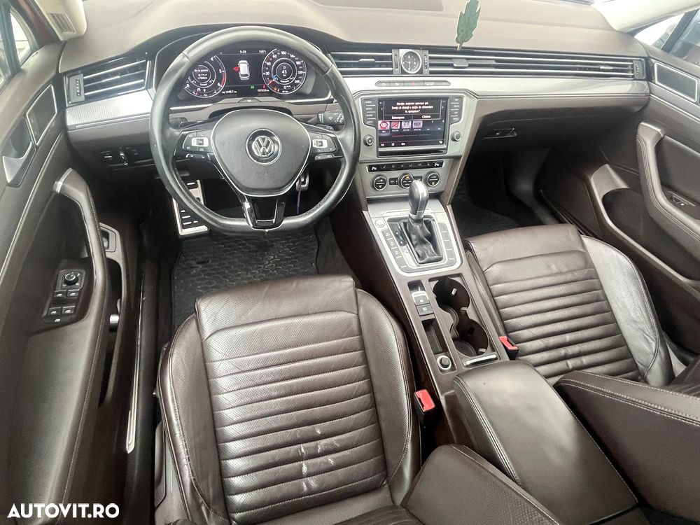 Volkswagen Passat Alltrack 2.0 TDI DSG 4Motion - 11