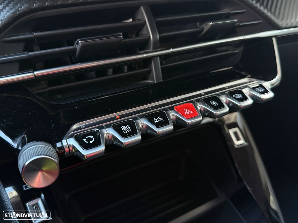 Peugeot 208 1.2 PureTech Active - 11