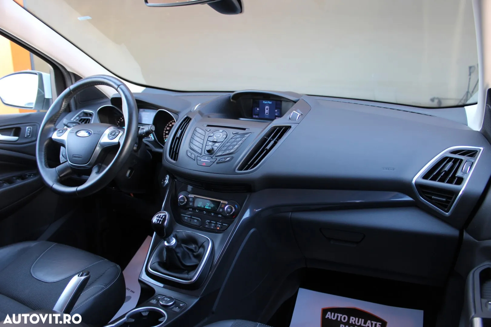 Ford Kuga - 13