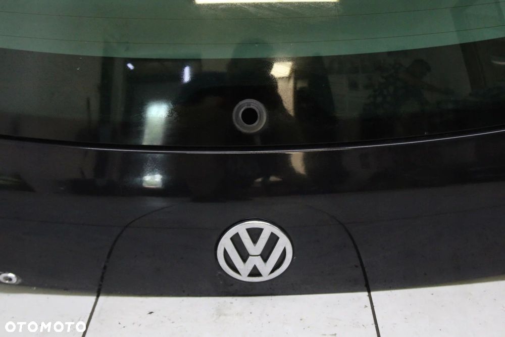 VW SCIROCCO I 2008R- KLAPA POKRYWA BAGAŻNIKA LC9X - KOD LAKIERU - 7
