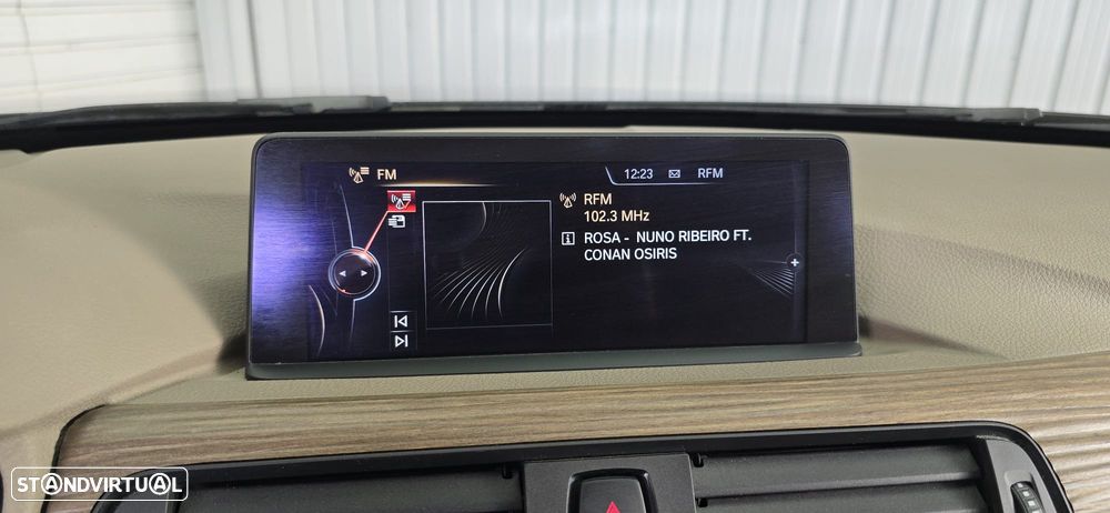 BMW 320 d Sport-Aut. Modern Line - 38