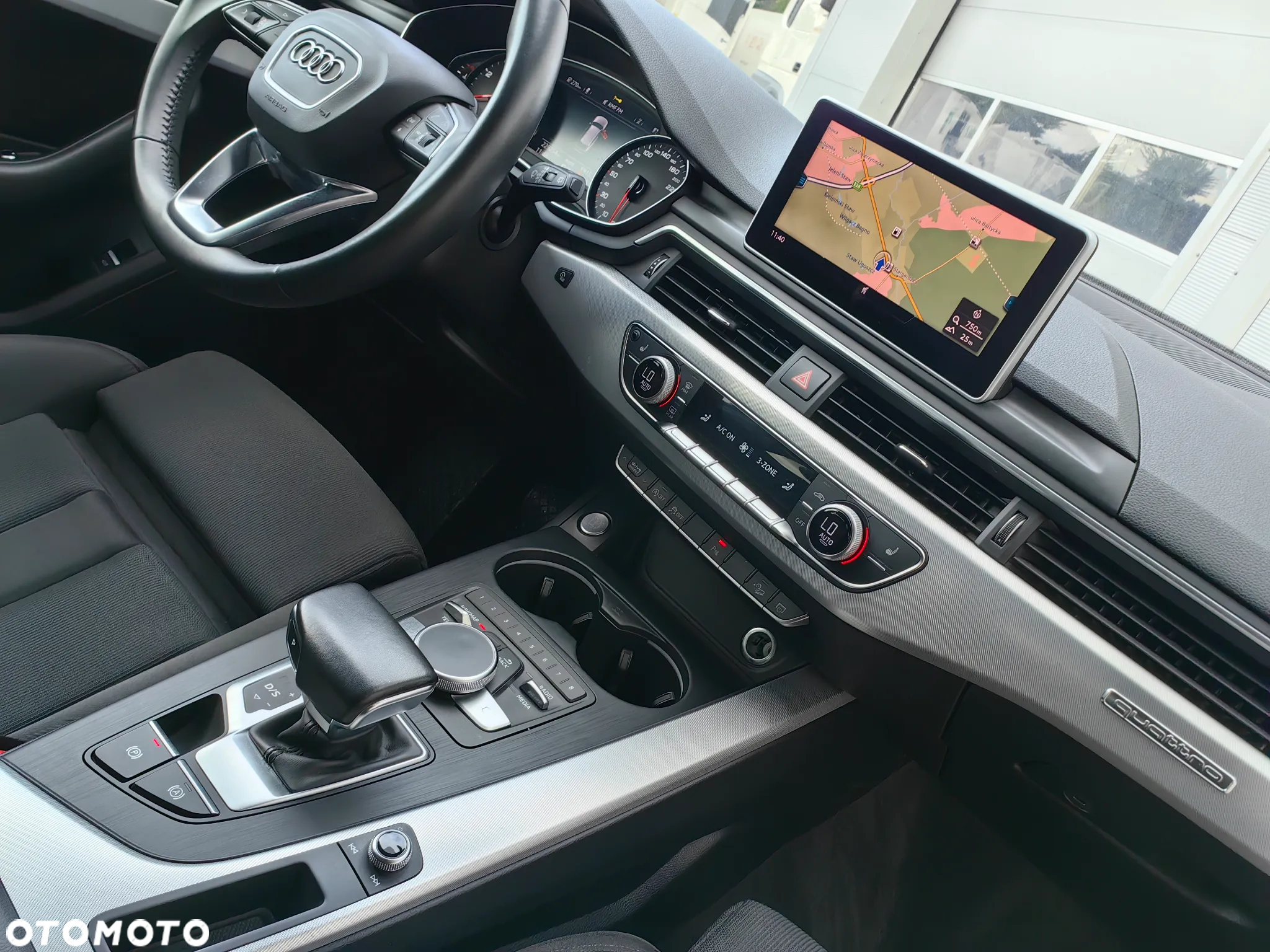 Audi A4 Allroad 2.0 TDI Quattro S tronic - 14