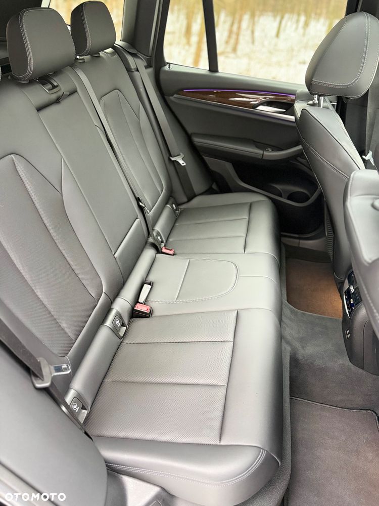 BMW X3 - 18