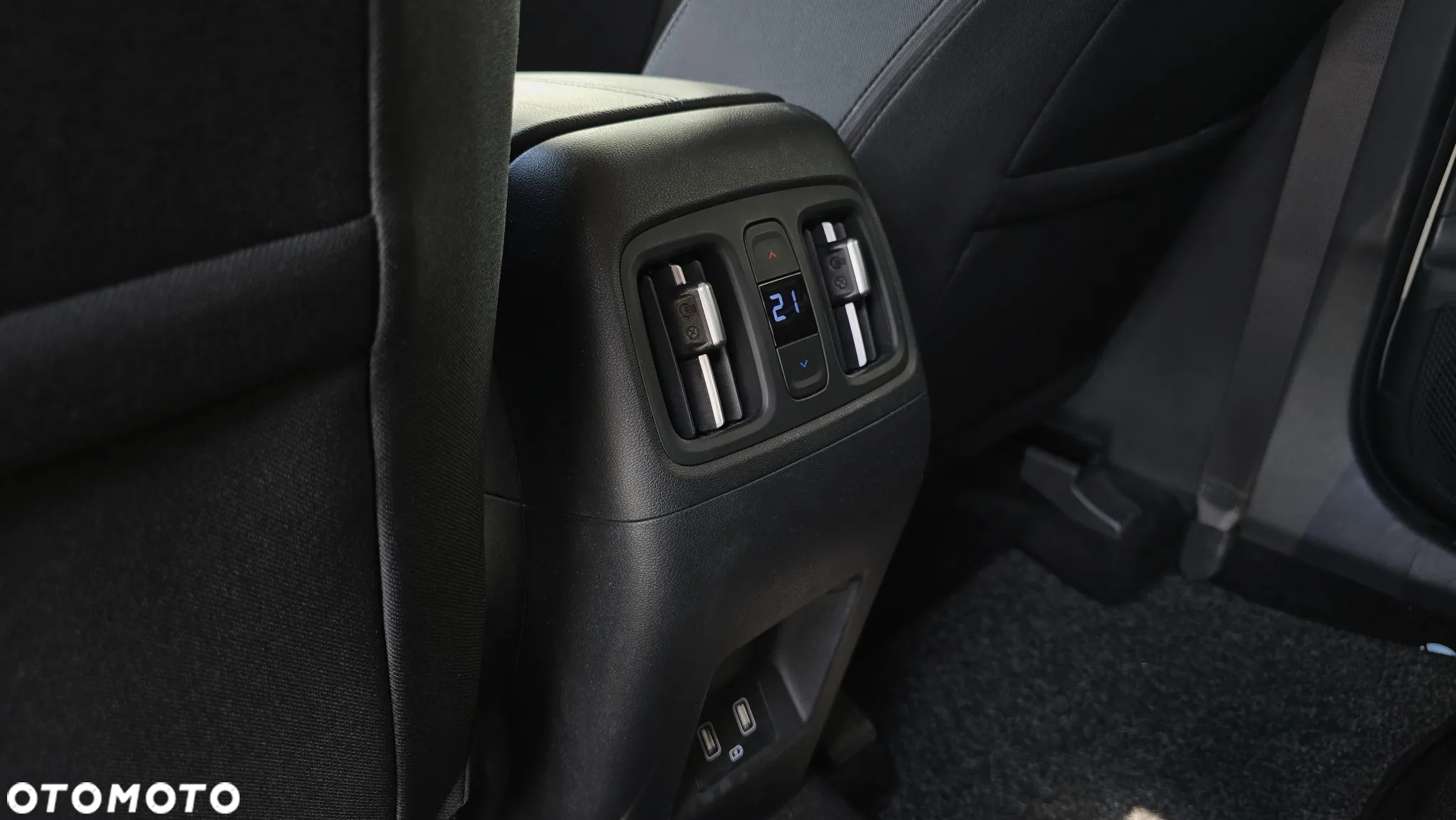 Hyundai Tucson - 38