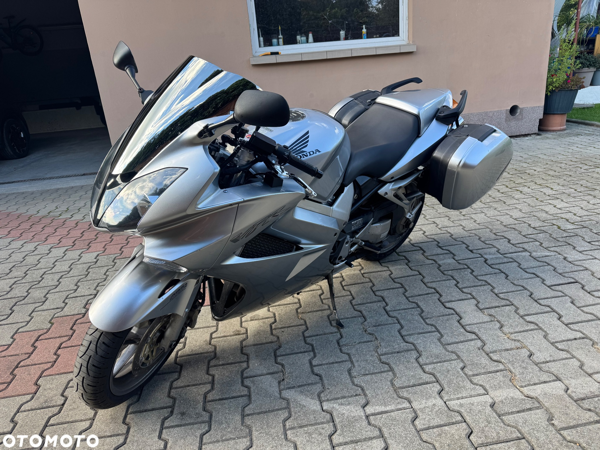 Honda VFR - 5