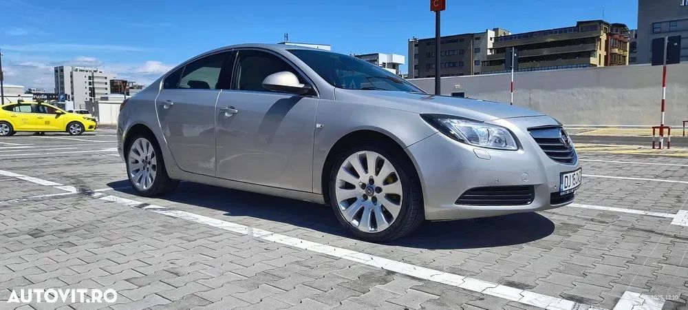 Opel Insignia 2.0 CDTI Design Edition - 1