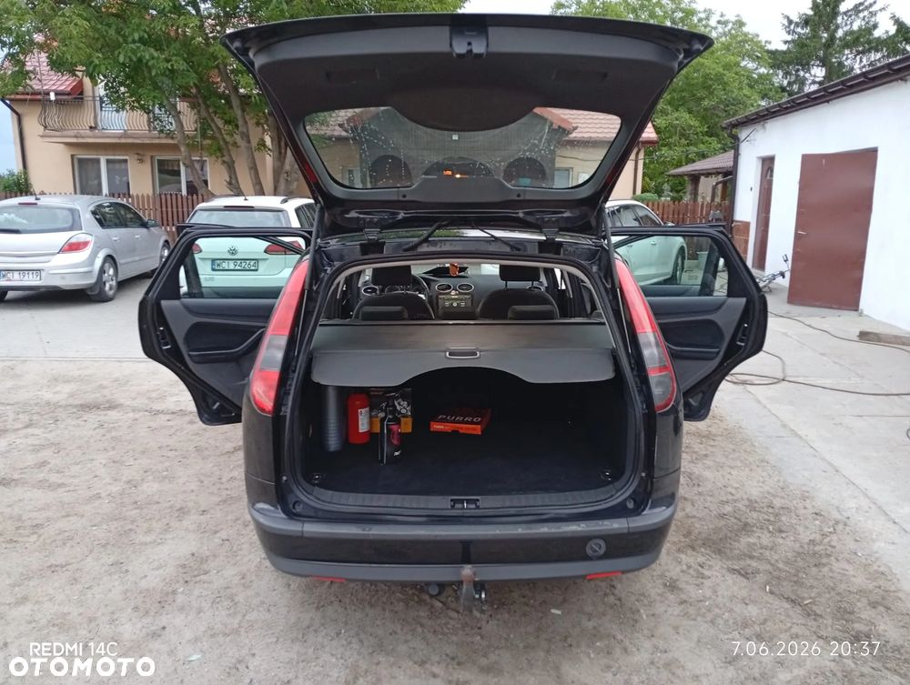 Ford Focus 1.6 Ti-VCT Ghia - 4