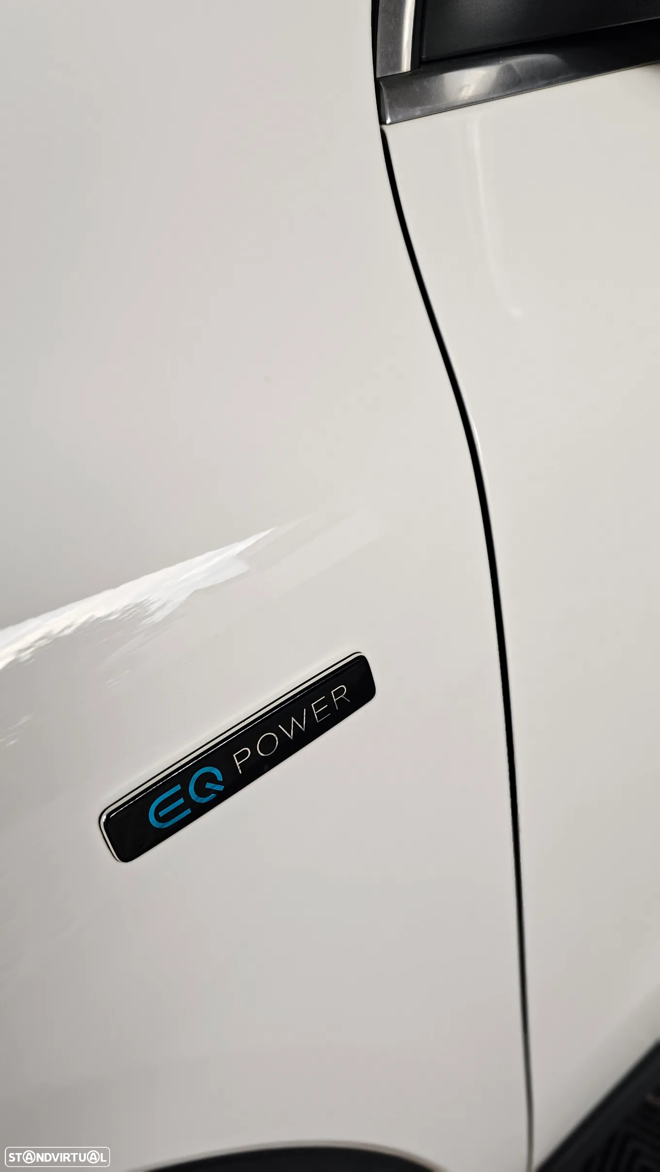 Mercedes-Benz GLA 250 e AMG Line - 25