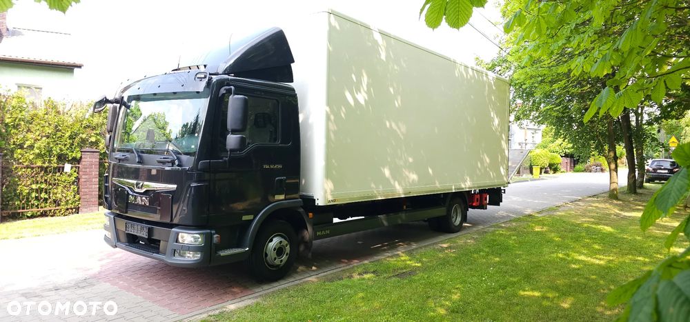 MAN TGL 12 250 z 2020r kontener 18 pal winda załadowcza Euro6 - 1