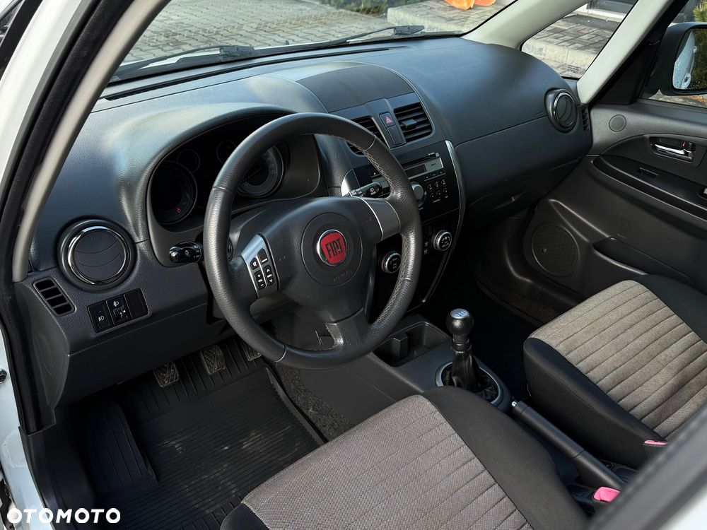 Fiat Sedici 1.6 16V 4x4 Lounge - 11