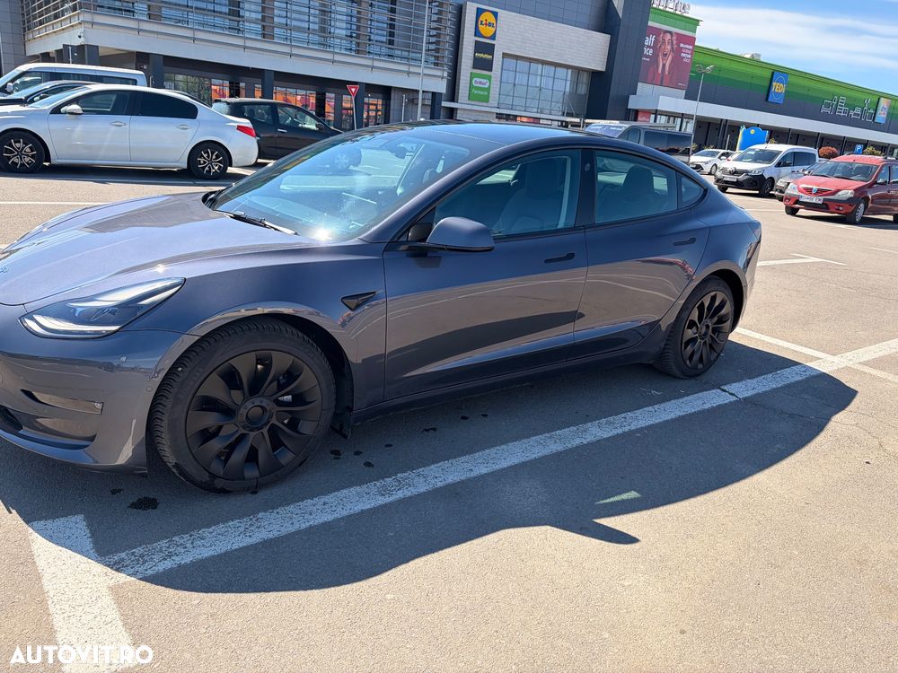 Tesla Model 3 Langstreckenbatterie Allradantrieb Dual Motor - 2