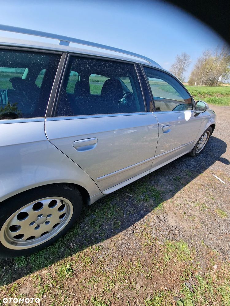 Drzwi  prawy  tył seat  exeo  w kolorze  LX7W - 2